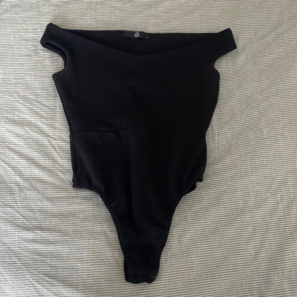 Missguided off the shoulder black bodysuit